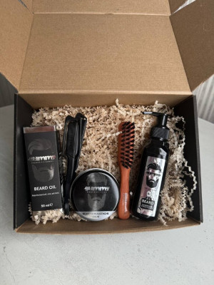 Набор GUMMY для ухода за бородой 5 в 1 с щеткой